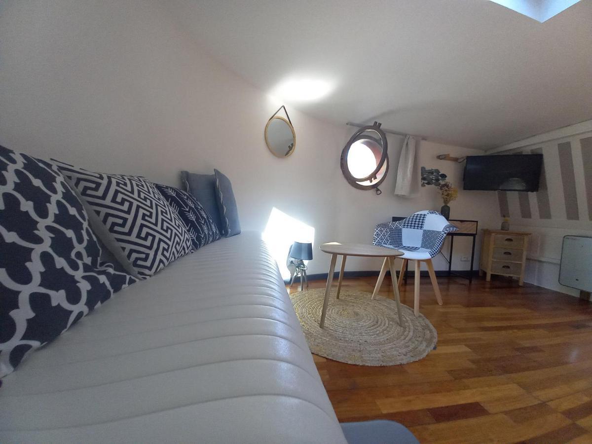 Atypique Independant Sur Peniche Apartment *